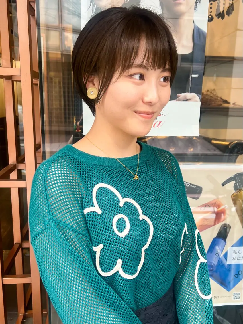 ショート カラー カット ヘッドスパ Aya/四条烏丸/ 酸性ストレートのヘアスタイル