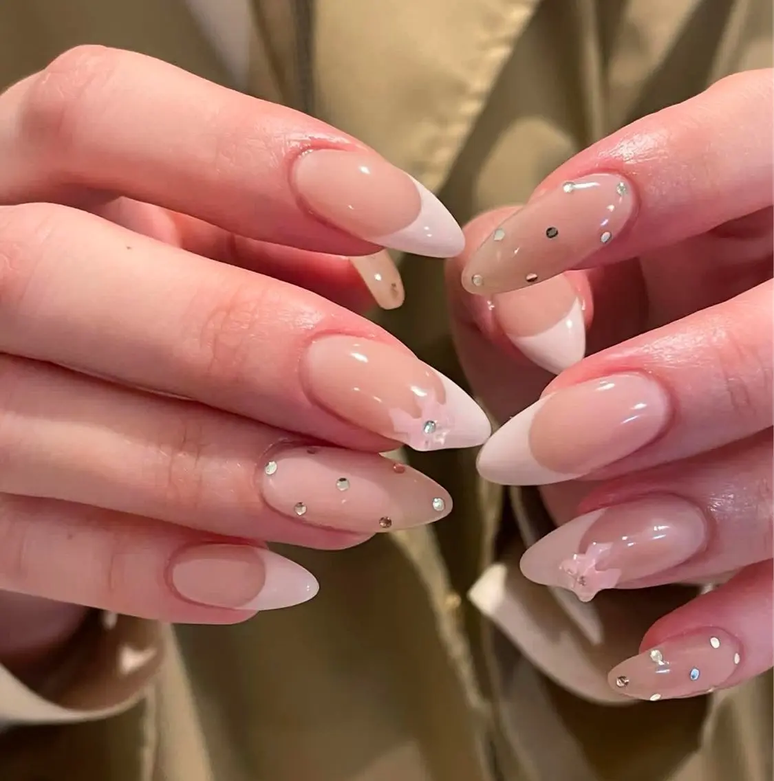ネイル アートネイル オーロラネイル チークネイル フレンチネイル ガラスフレンチ ハンドネイル 🎀🎀YooLi Nail Salonのネイルデザイン
