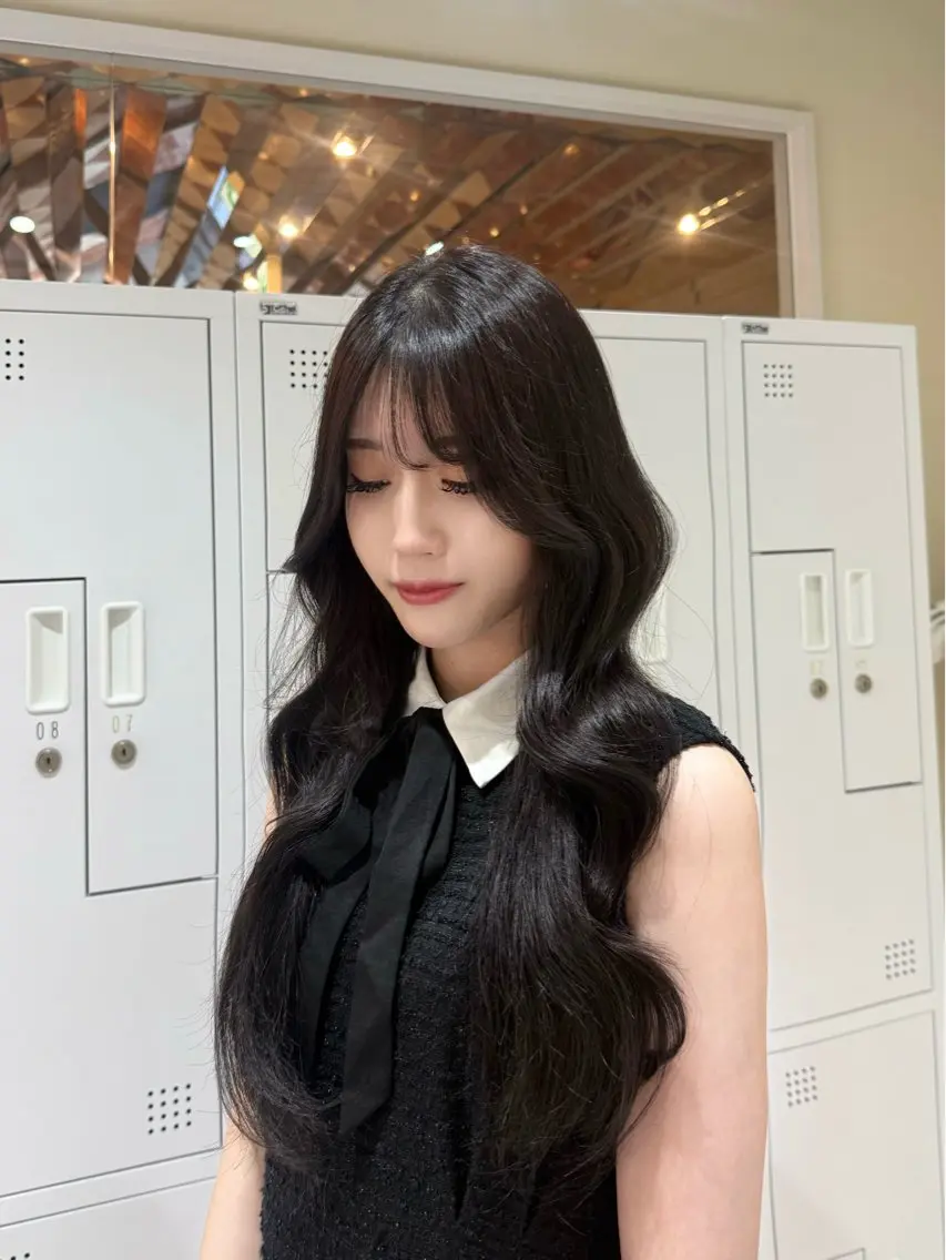 ロング ヘアカラー コハナ🩰🤍／韓国 透明感color🍒のヘアスタイル