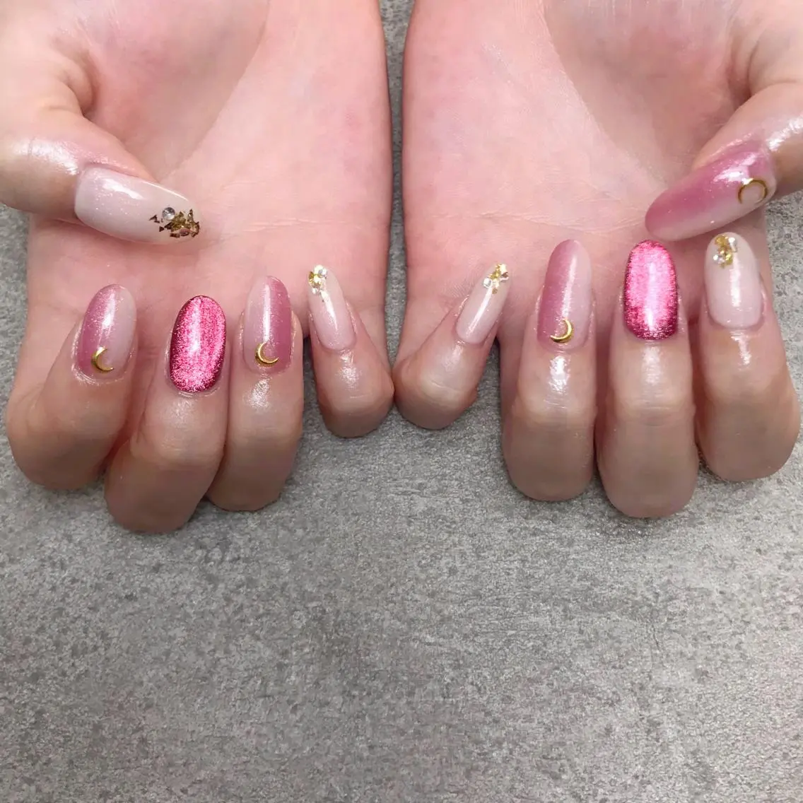 ネイル ハンドネイル nailroom DIASOMNIAのネイルデザイン
