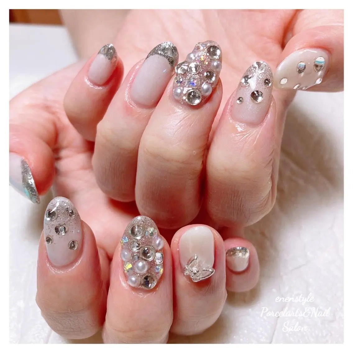 ミディアム ネイル 🐾enen style 🐾のネイルデザイン
