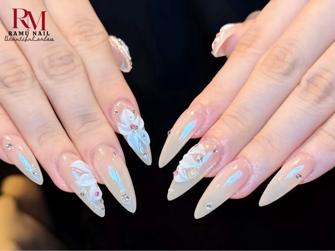 ネイル キラキラネイル マグネットネイル ミラーネイル ピンク 夏ネイル ハンドネイル RAMU Nail 恵比寿店のネイルデザイン