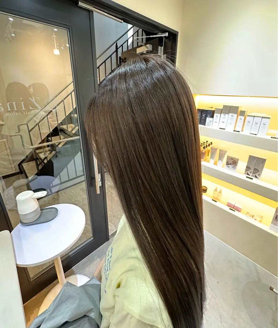 ロング ౨ৎ︎Zina 川口 KIRARI౨ৎのヘアスタイル