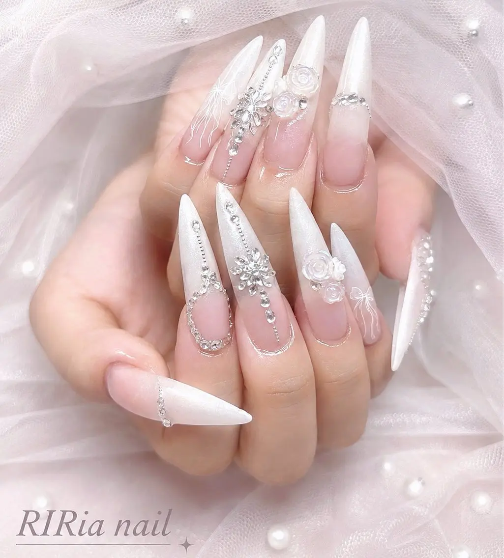 ネイル ピンク ワンホンネイル ホワイト ハンドネイル 🎀RIRia nail🎀のネイルデザイン