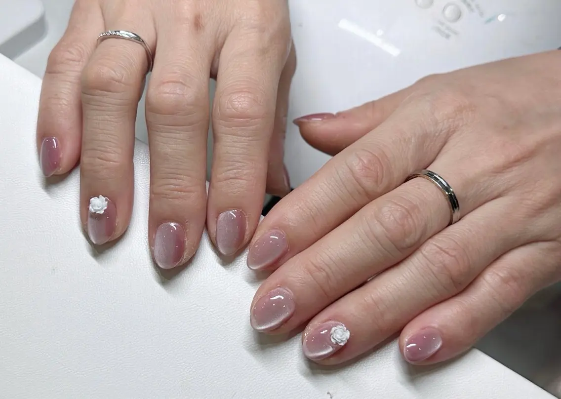 ネイル マグネットネイル Mio Nailのネイルデザイン