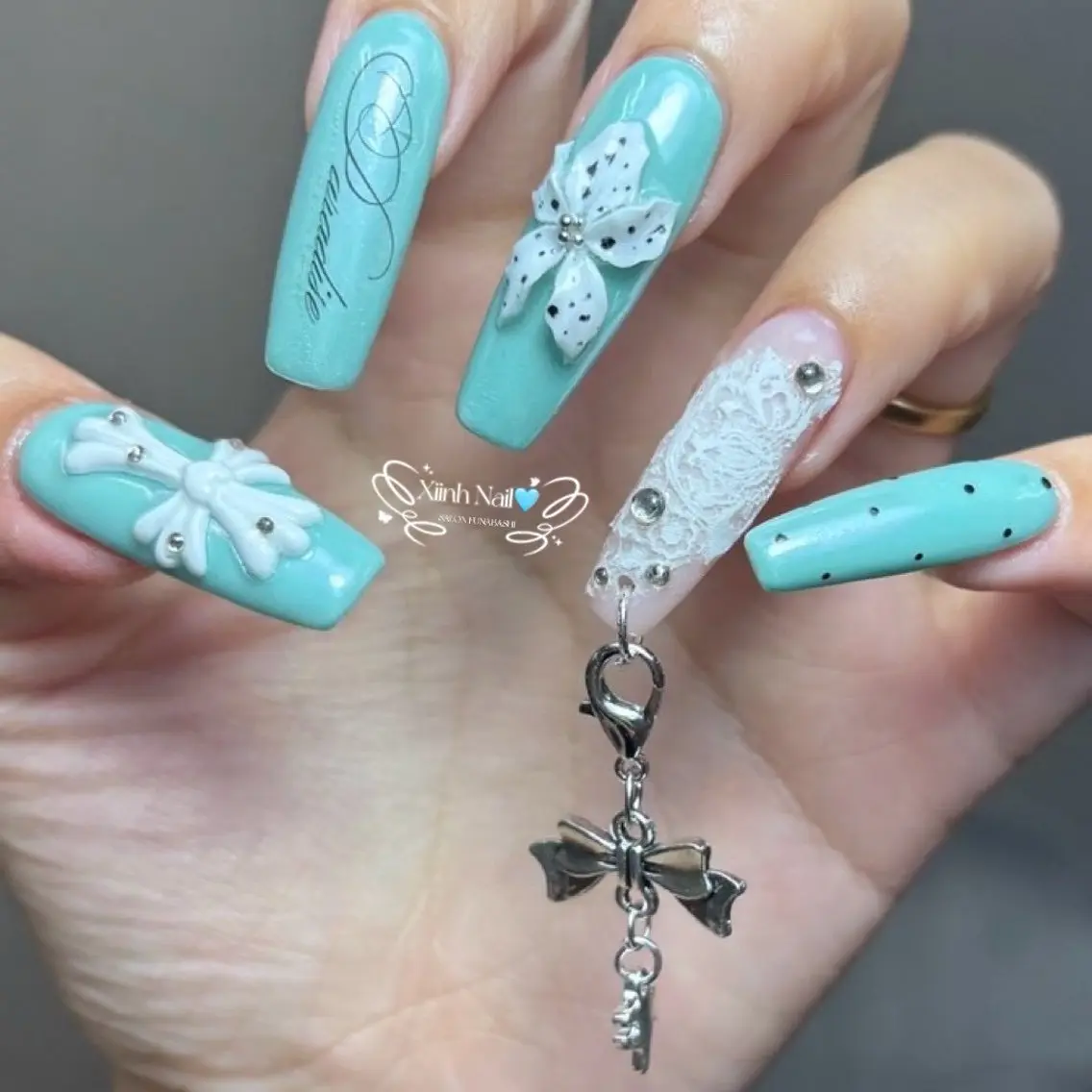 ネイル 長さ出し ガーリー 韓国ネイル 持ち込み ワンホンネイル ハンドネイル YURI NAILのネイルデザイン