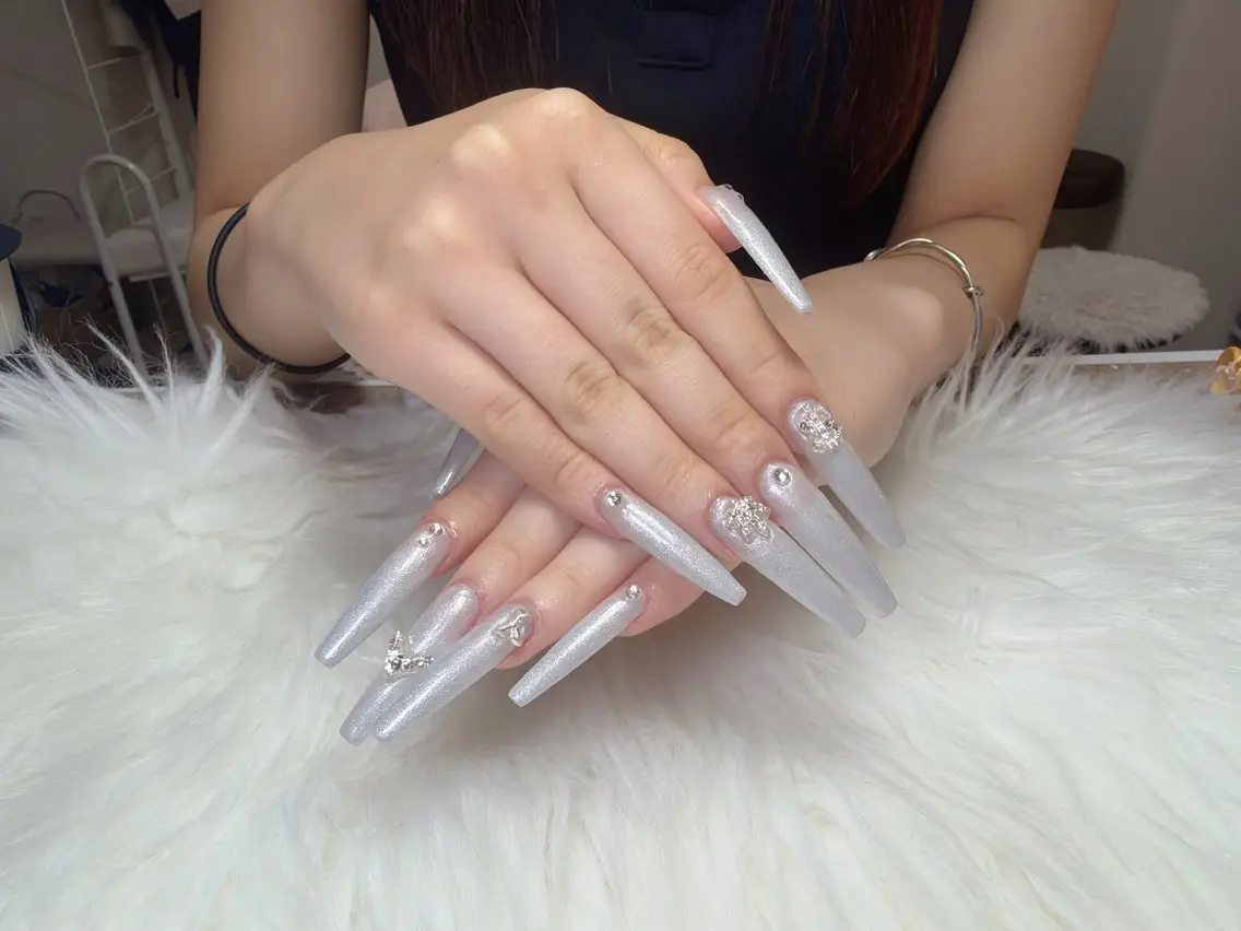 ネイル ハンドネイル W・ lina  nailのネイルデザイン