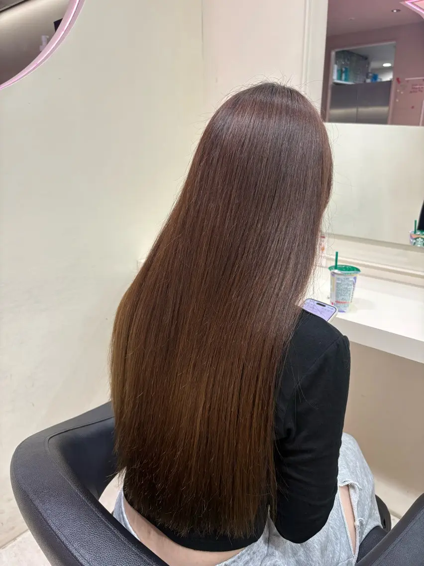 ロング カット 💕мei 透明感カラー💕のヘアスタイル