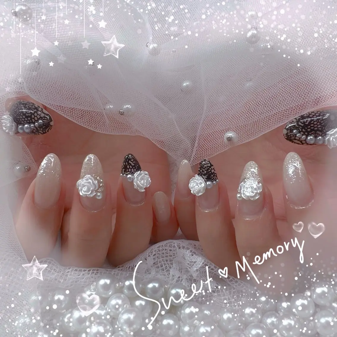ネイル チークネイル フレンチネイル ガーリー ガラスフレンチ グラデーション ハンドネイル ハンドケア Chill Nailsalonのネイルデザイン