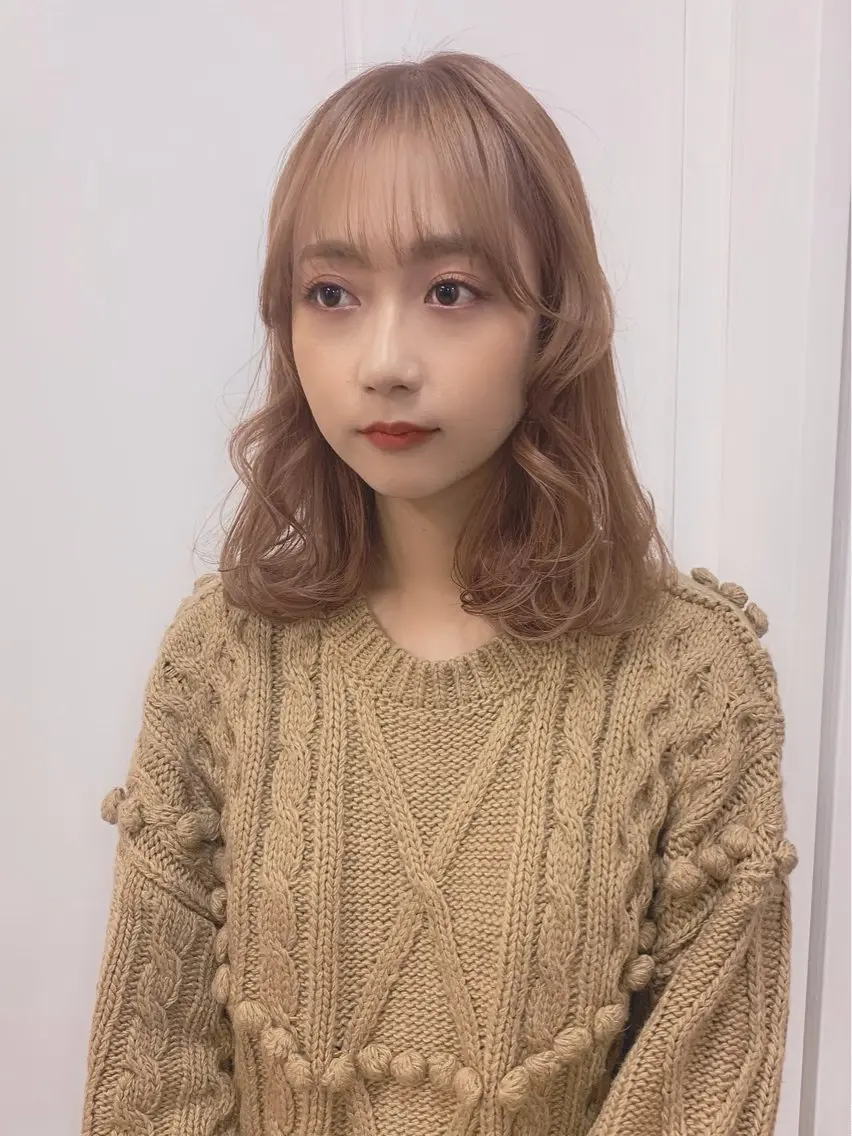 ミディアム カラー 柔らか垢抜けｶﾗｰと ｶｯﾄ🫧ASUKAのヘアスタイル