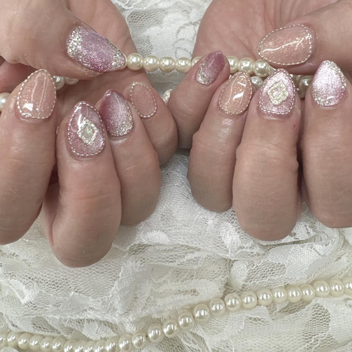 ネイル Nail salon Honey Beeのネイルデザイン