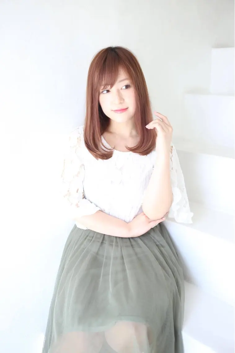 セミロング 顔周りカット 小顔カット トリートメント 三島 崇嗣のヘアスタイル
