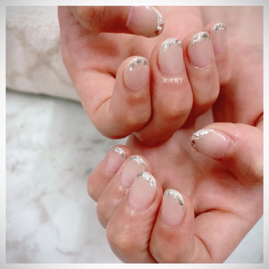 ネイル フレンチネイル ガラスフレンチ グラデーション キラキラネイル ニュアンスネイル ハンドネイル Mary nail .narumiのネイルデザイン