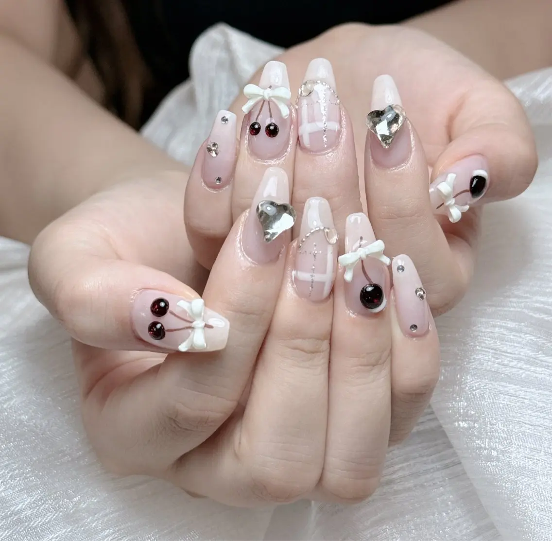 ネイル 長さ出し フレンチネイル 韓国ネイル マグネットネイル ミラーネイル ハンドネイル Kiwami nailsalonのネイルデザイン