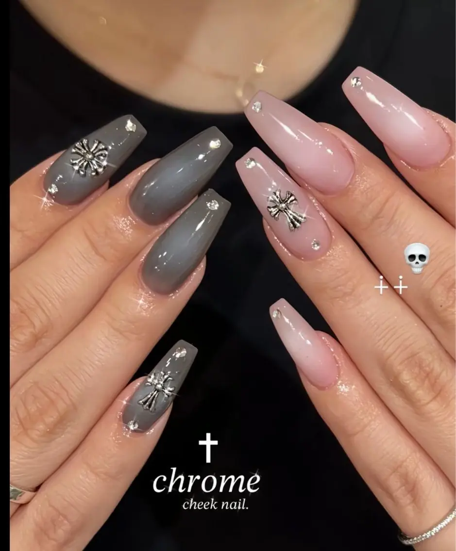 ネイル フレンチネイル ガーリー ガラスフレンチ 氷ネイル・うるうるネイル キラキラネイル ハンドネイル JOSIE nail studioのネイルデザイン