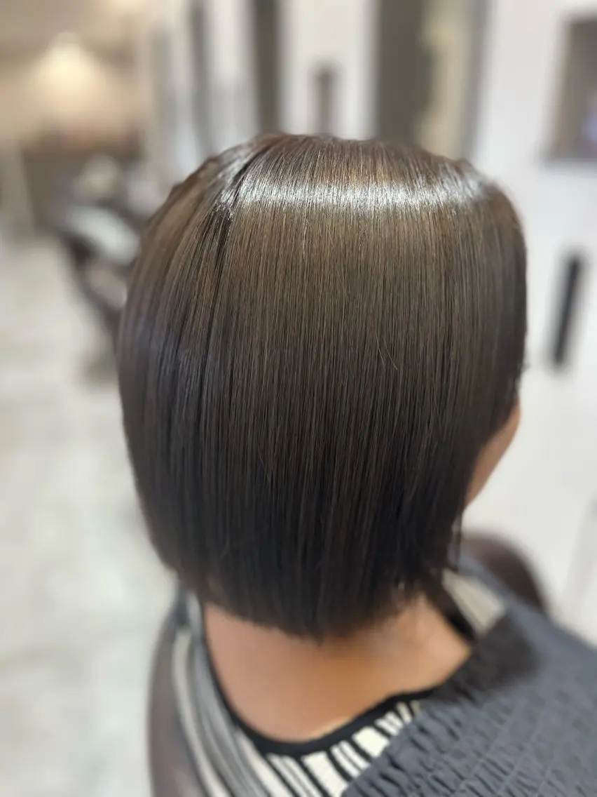 ショート カラー ヘアカラー 大西 葵のヘアスタイル