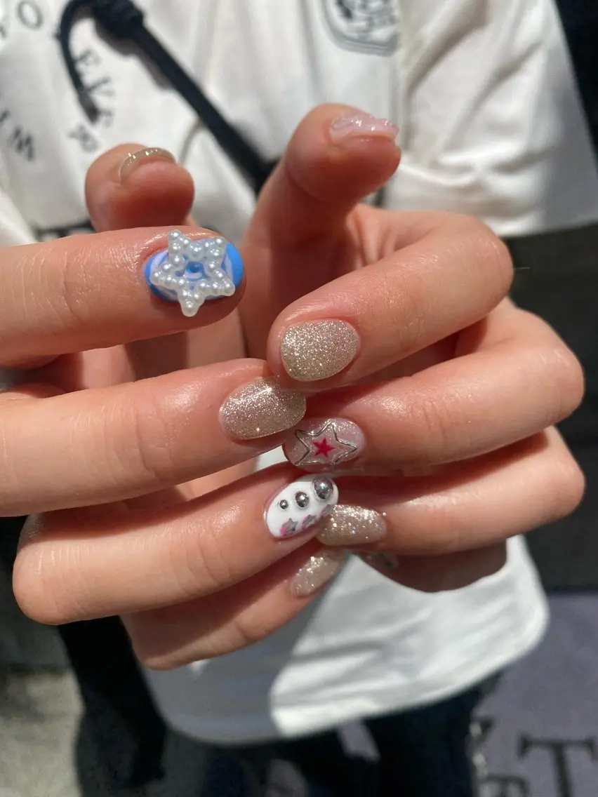 ネイル ハンドネイル Shiori・:* 💫のネイルデザイン