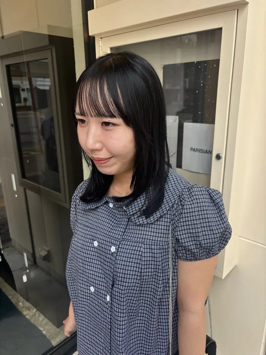 ミディアム YUNA 👩🏼‍🦰のヘアスタイル