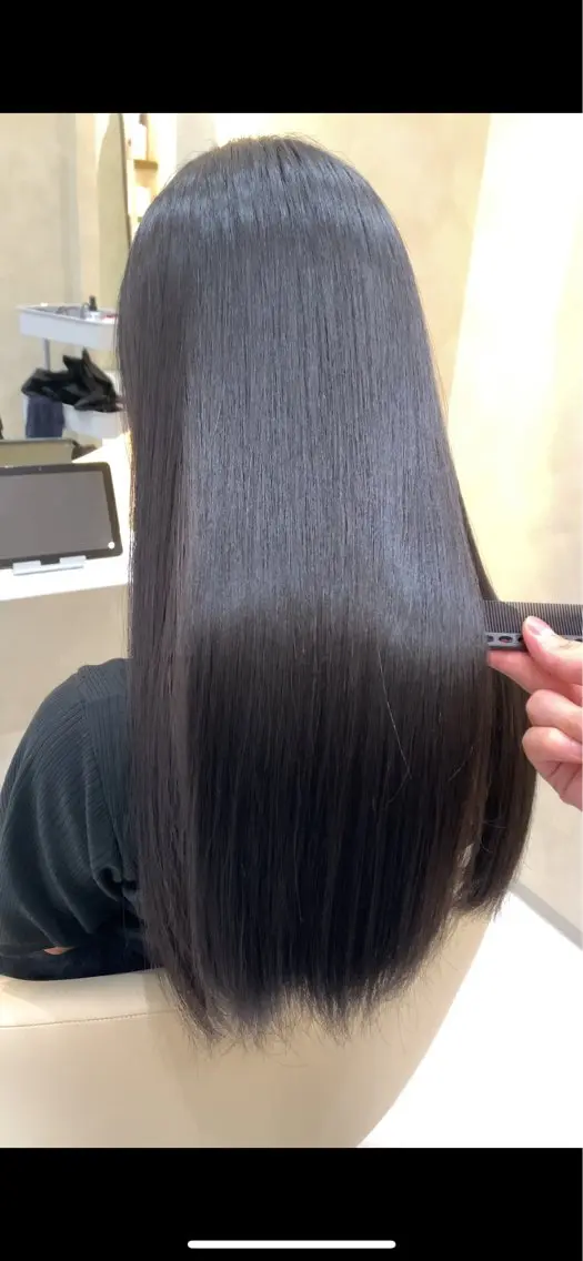 ロング カット 縮毛矯正 トリートメント 美髪矯正 吉岡柊斗のヘアスタイル