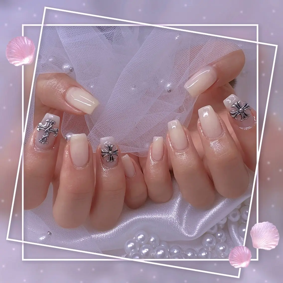 ネイル チークネイル ガーリー グラデーション マグネットネイル ピンク ハンドネイル ハンドケア Chill Nailsalonのネイルデザイン