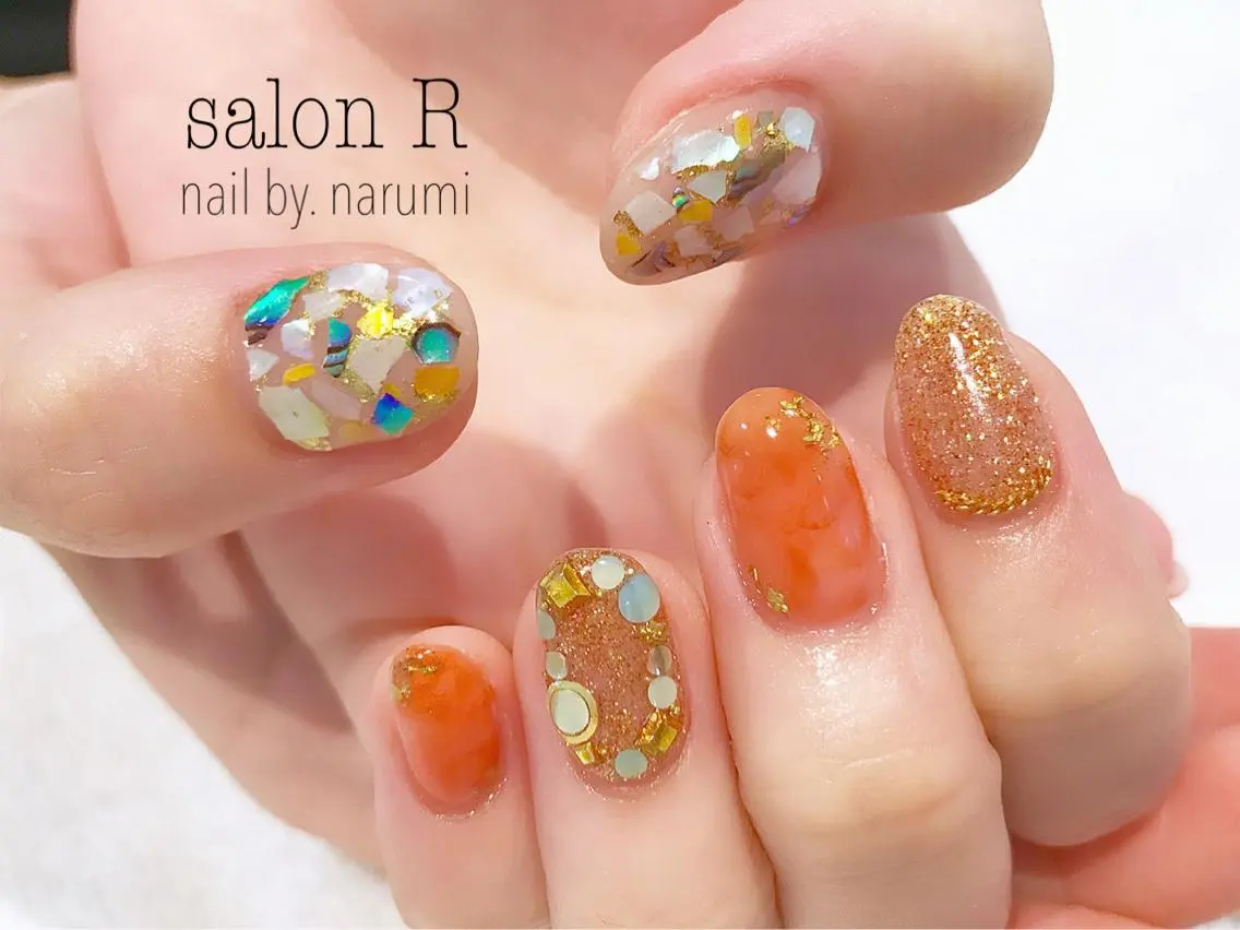 ネイル ストーンネイル NARUMI HYODOのネイルデザイン
