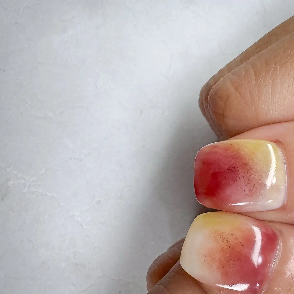 ネイル アートネイル ボルドー ニュアンスネイル ハンドネイル pointillé .ayaのネイルデザイン