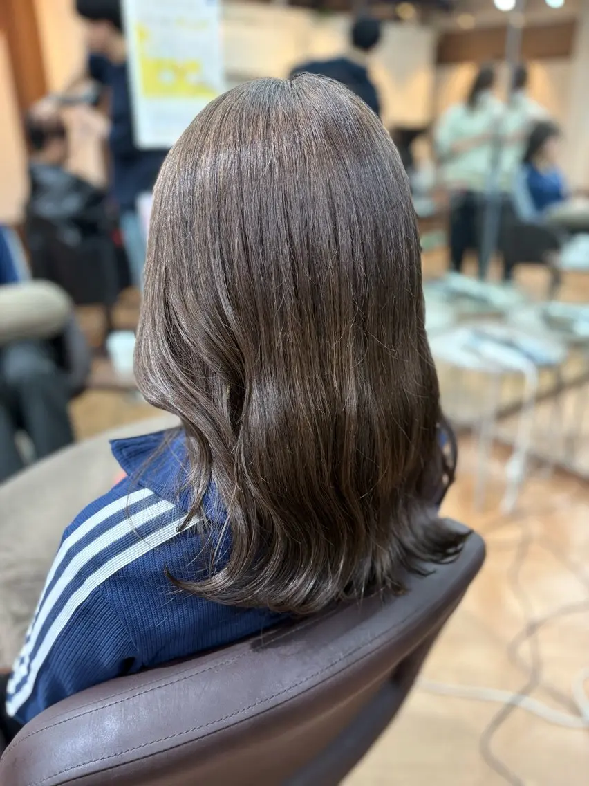 ミディアム カラー ベージュカラー 🍒Ayana🍒 艶カラー🍒のヘアスタイル
