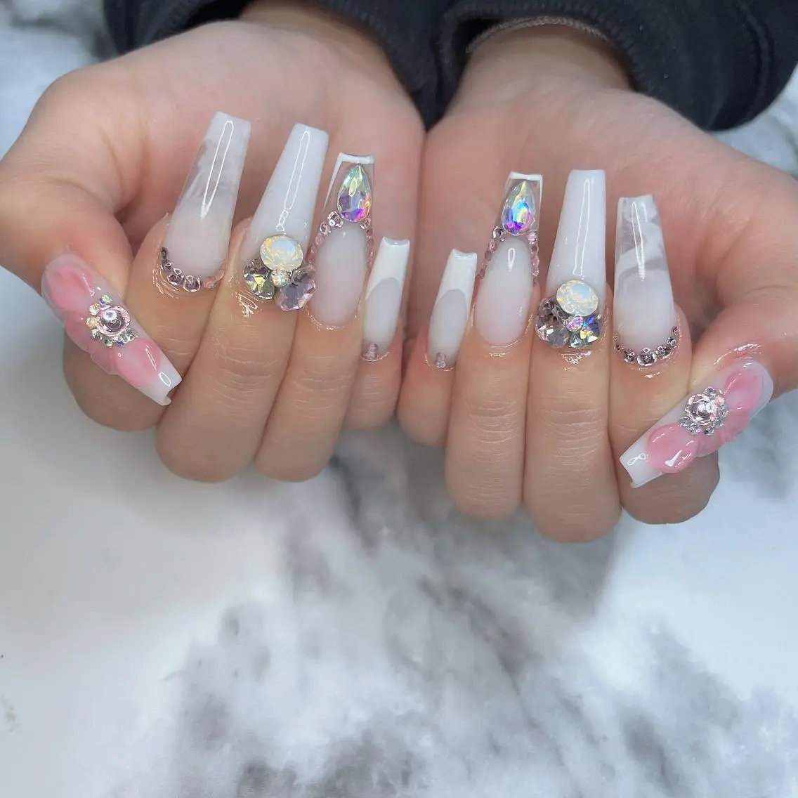 ネイル ハンドネイル Kayo 💅のネイルデザイン