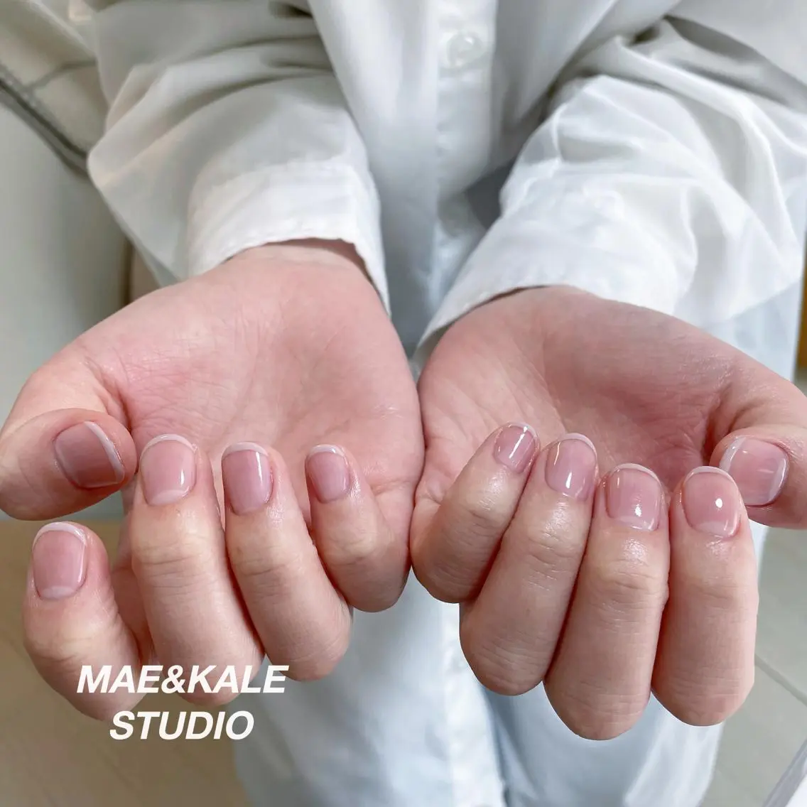 ネイル フレンチネイル MAE&KALE STUDIOのマツエク・マツパデザイン