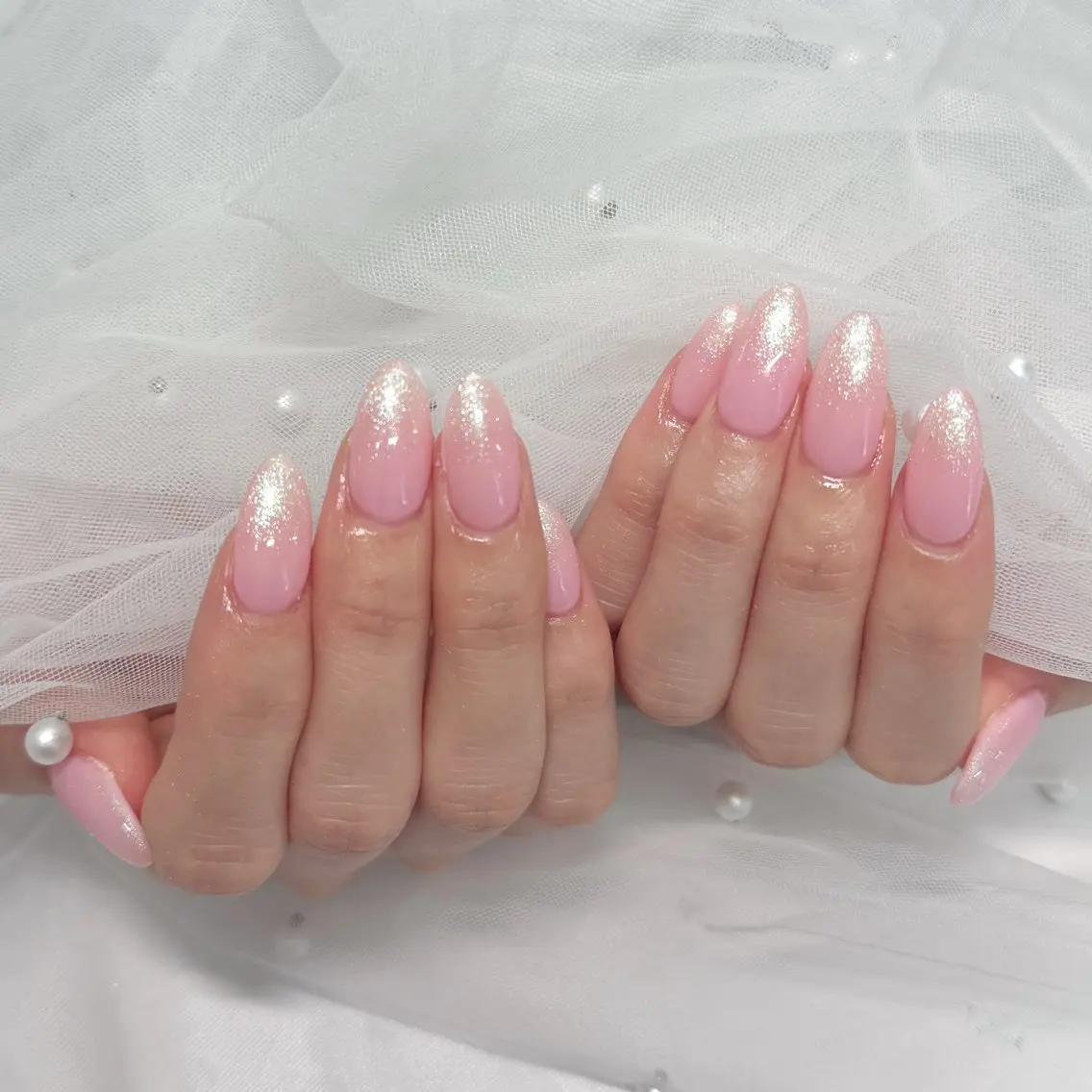 ネイル グラデーション ラメ(グリッター) ラメグラデーション ワンカラーネイル ハンドネイル 🫧Rio🫧ネイル /渋谷🫧ワンホンのネイルデザイン