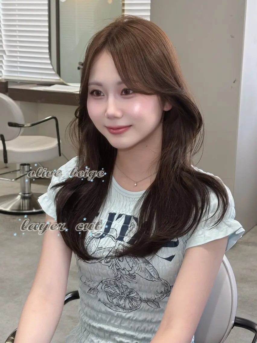 セミロング 韓国風ヘア レイヤーカット 似合わせカット カット ヘアカラー 西尾 彩那のヘアスタイル
