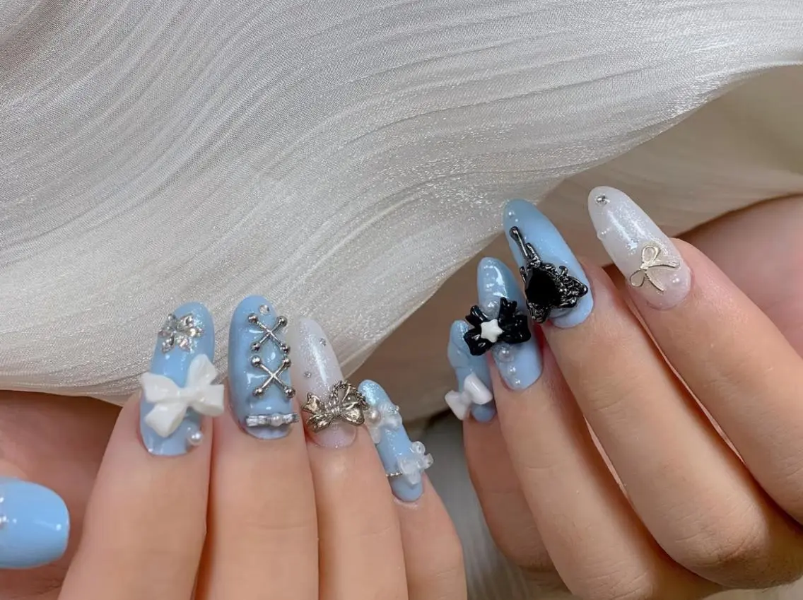 ネイル ハンドネイル 🎀 NaNa_nailのネイルデザイン