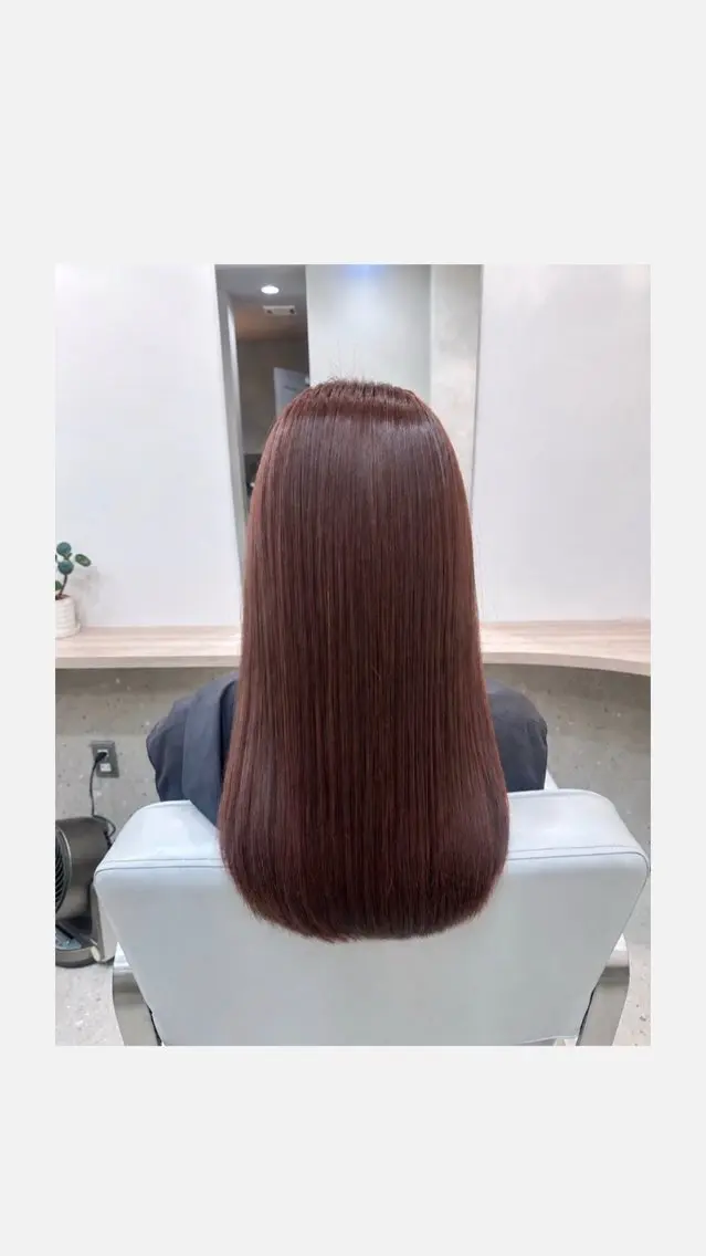 ミディアム カラー ブラウンカラー ピンクカラー ピンクブラウン ヘアカラー レイヤーカット 🍒LILIのヘアスタイル