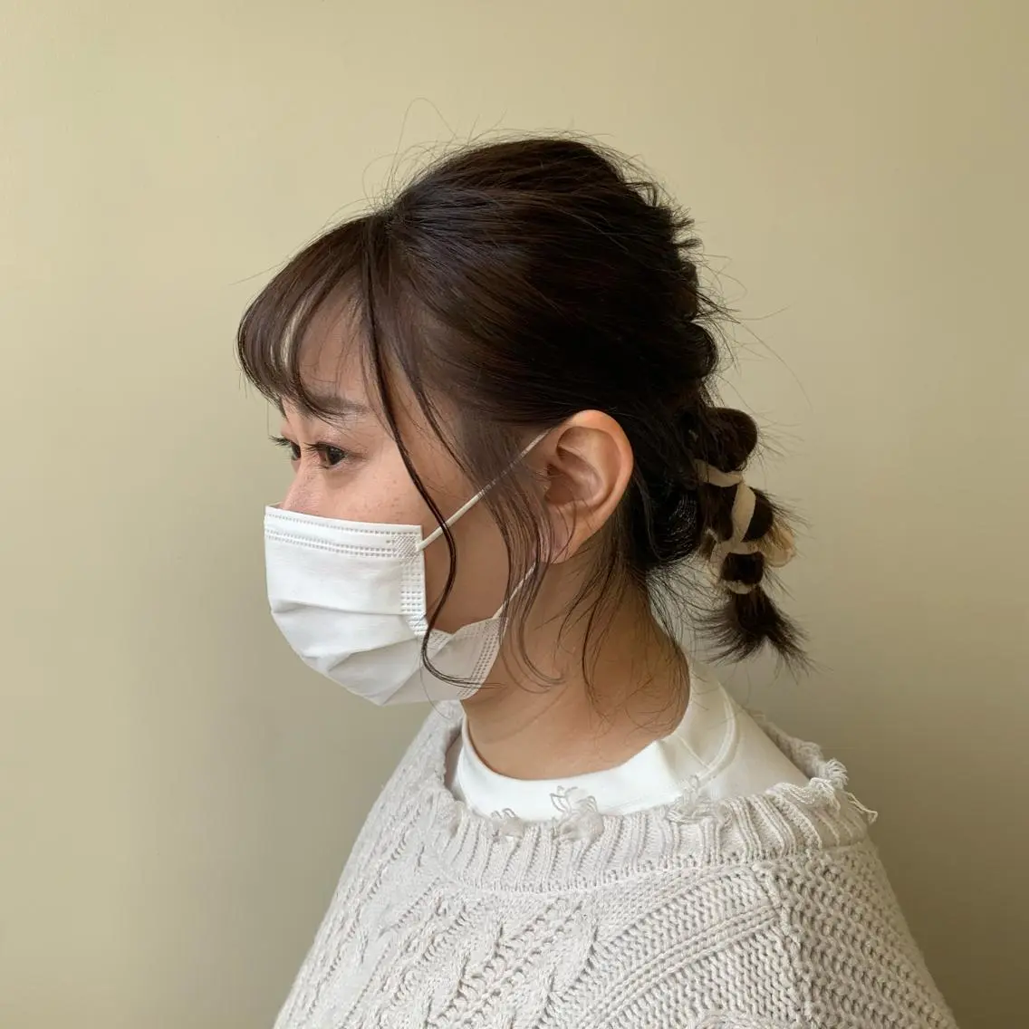 ミディアム カラー ヘアアレンジ ミストバング ブリーチ  フェイスフレーミング 顔周りカット 金村 綾芽のヘアスタイル