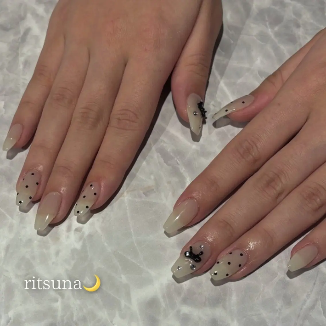 ネイル ritsuna🌙 nail 堺筋本町のネイルデザイン