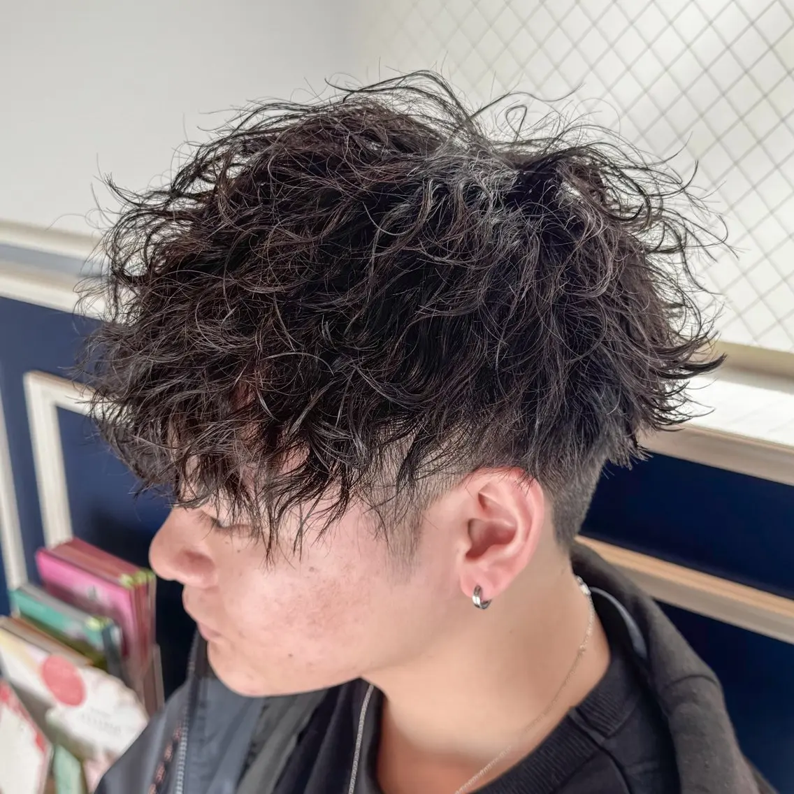ショート パーマ メンズ メンズパーマ 波巻きパーマ 吉田 新平のヘアスタイル