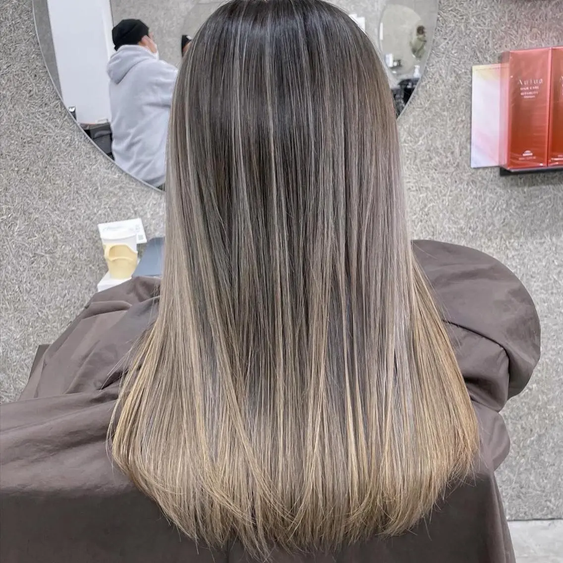 セミロング カラー ヘアカラー トリートメント Lull1人美容室 バレイヤージュのヘアスタイル
