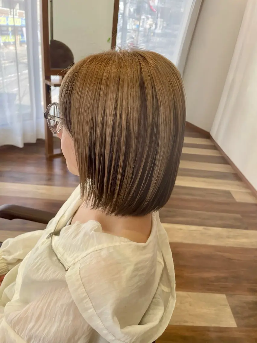 ミディアム カラー ヘアカラー 安村 美奈のヘアスタイル