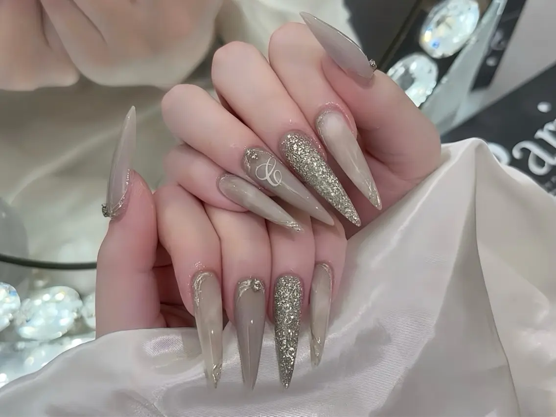 ネイル ブルー ジェルネイル ガーリー グラデーション グリーン ハンドネイル Rin Nail 新大久保店のネイルデザイン