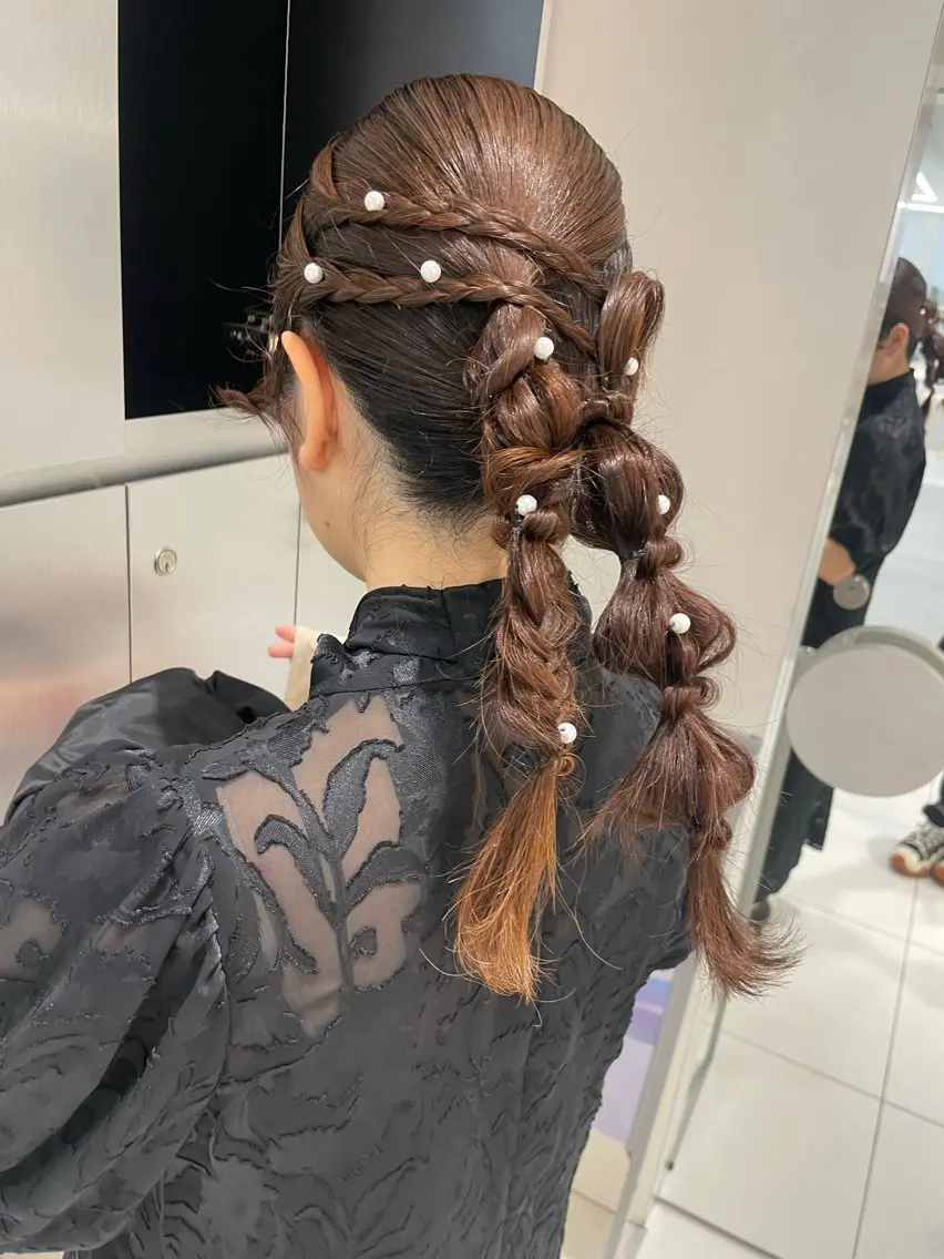 ヘアアレンジ 三つ編み ヘアセット ヘアセット🎀耳つぼ 👂💎MONAMIのヘアスタイル