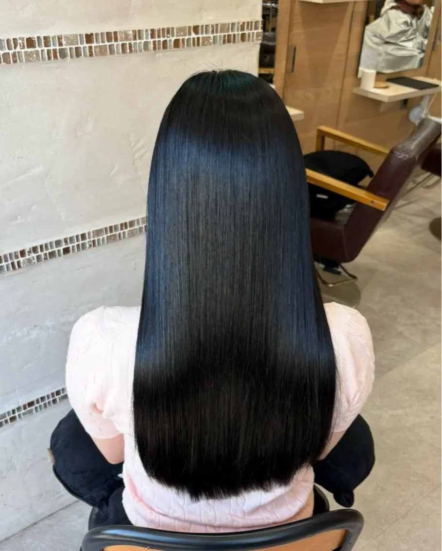 ロング カラー パーマ ブリーチ 縮毛矯正 トリートメント 酸性ストレート ストレートパーマ カット ヘアカラー 縮毛矯正 トリートメント モテ髪×トレンド💕 小顔レイヤー 金井のヘアスタイル