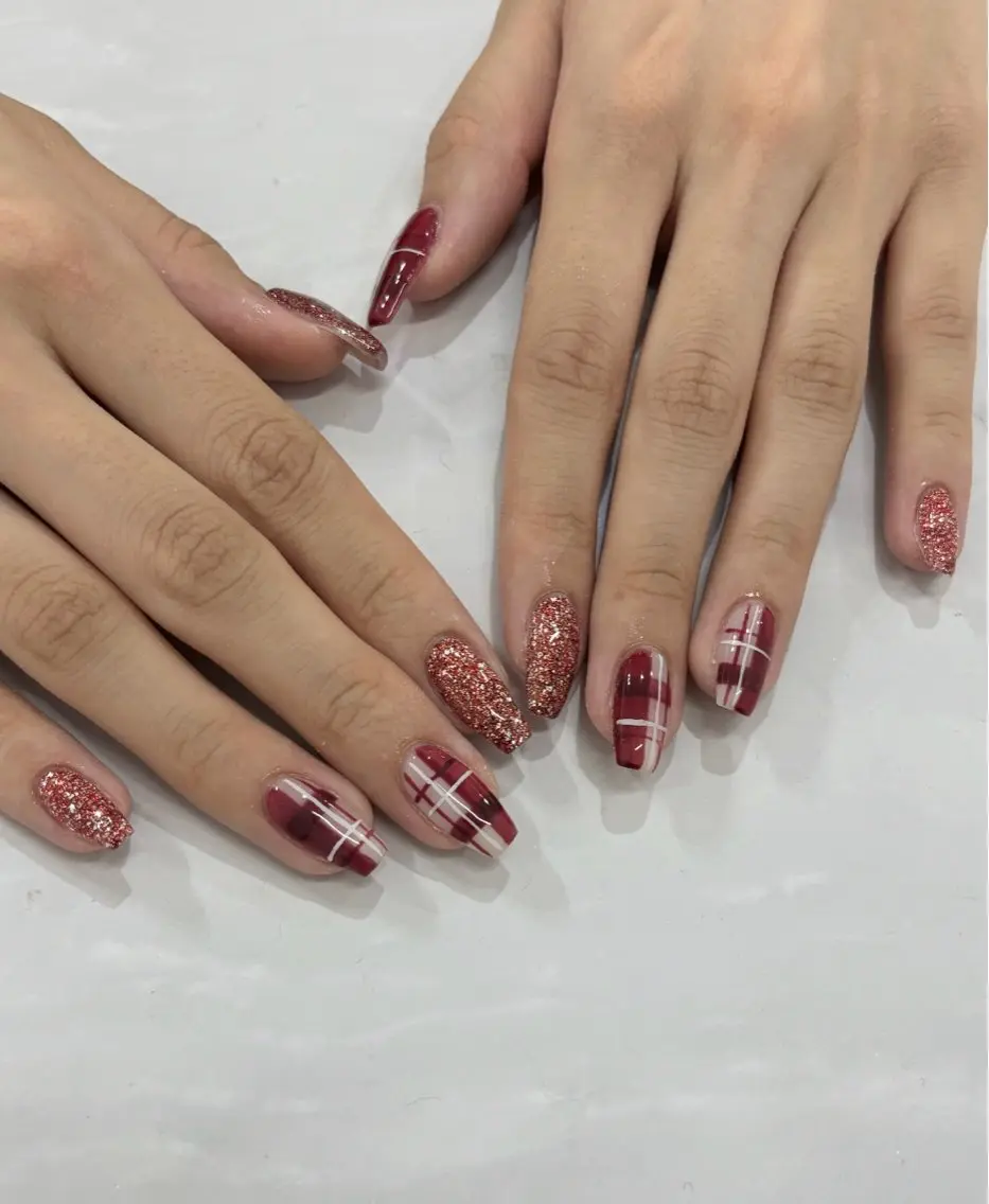 ネイル アートネイル _white 上本町のネイルデザイン