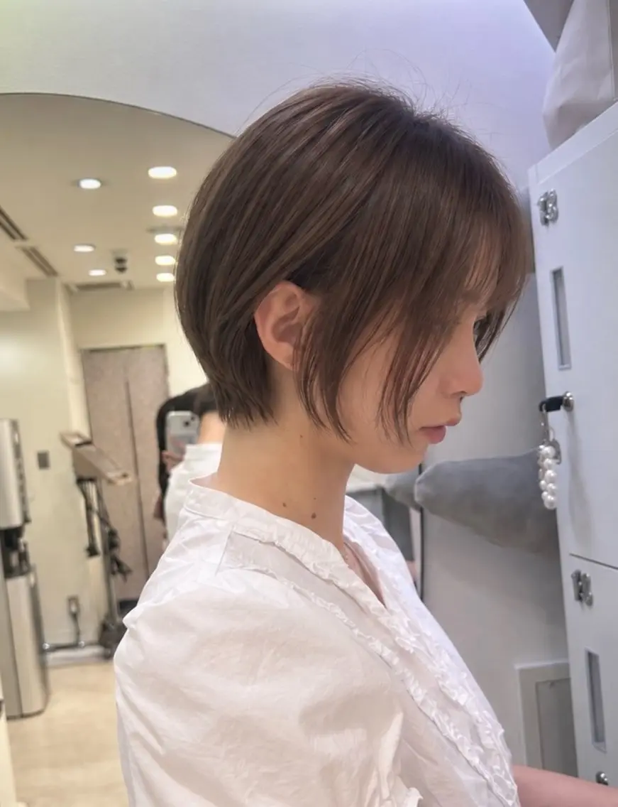 ショート 韓国ヘア🇰🇷／ 艶カラー鈴木萌愛🩶のヘアスタイル