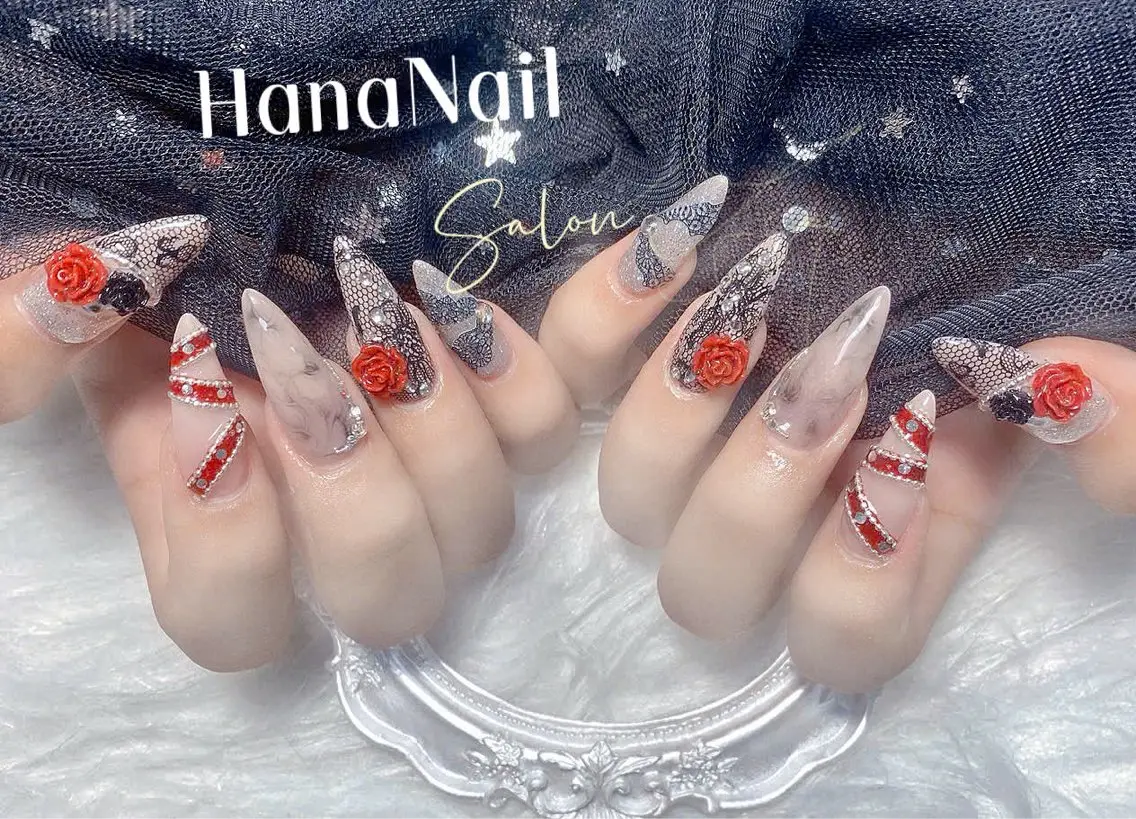 ネイル HIN NAILのネイルデザイン