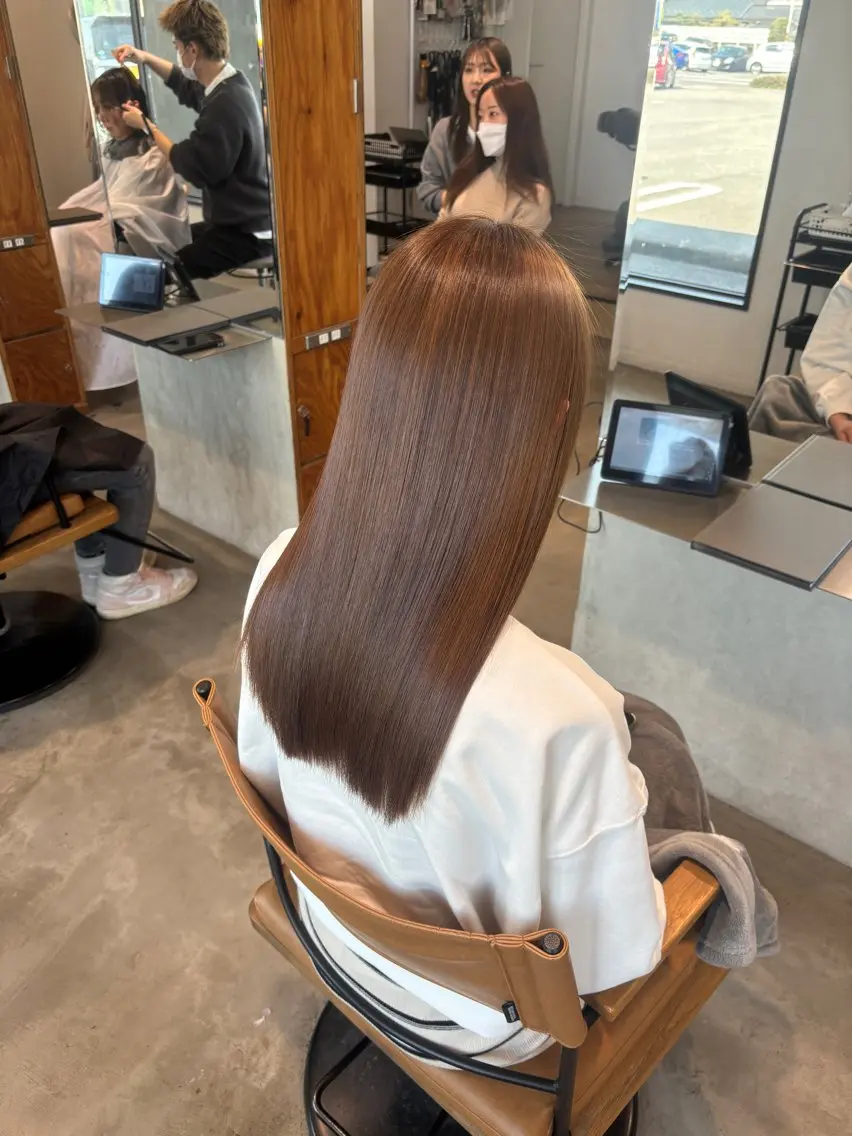 ロング カラー トリートメント カット ヘアカラー 小木曽 里華のヘアスタイル
