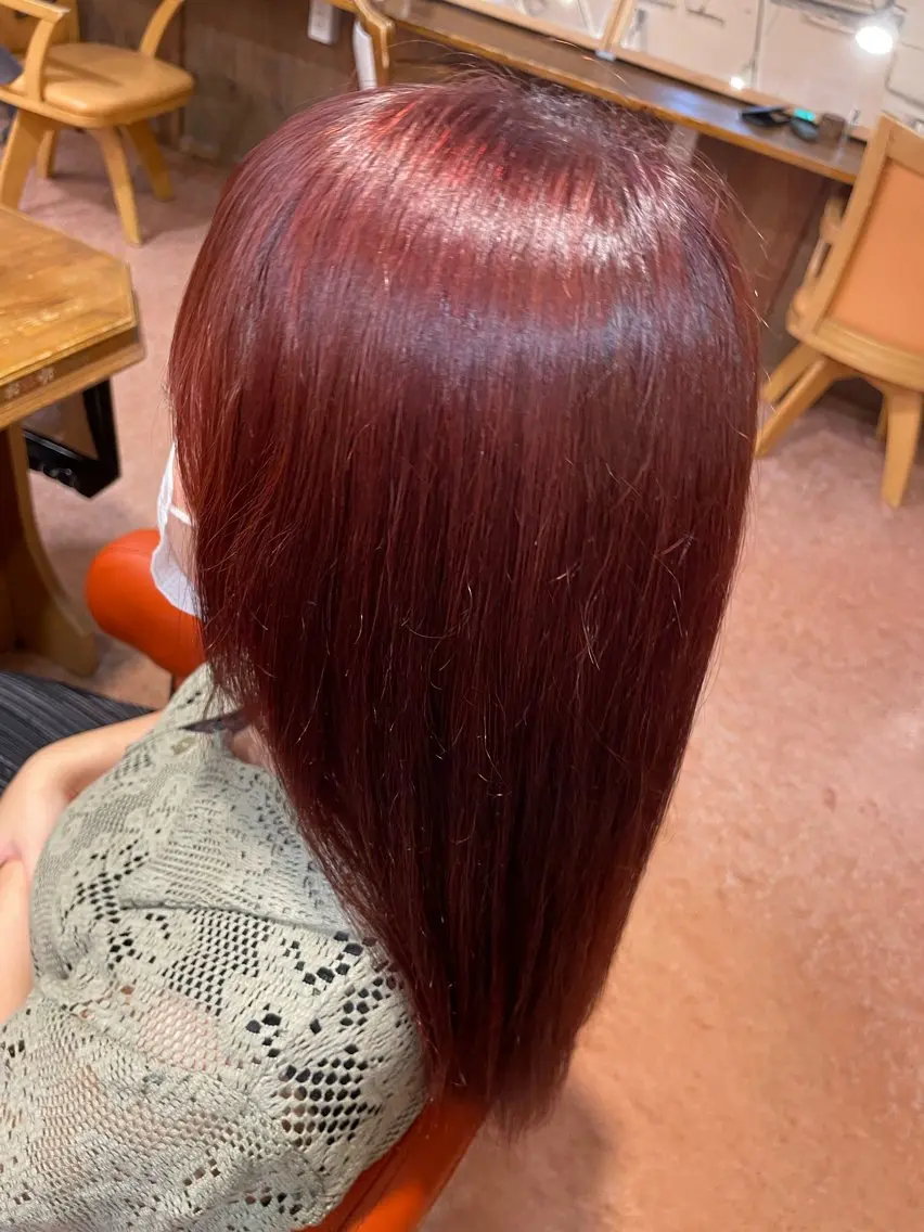 カラー 在原 和佳のヘアスタイル