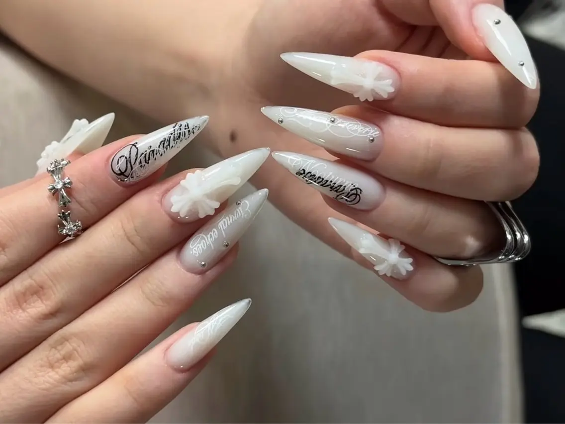 ネイル ハンドネイル ハンドケア Melia Nailsのネイルデザイン