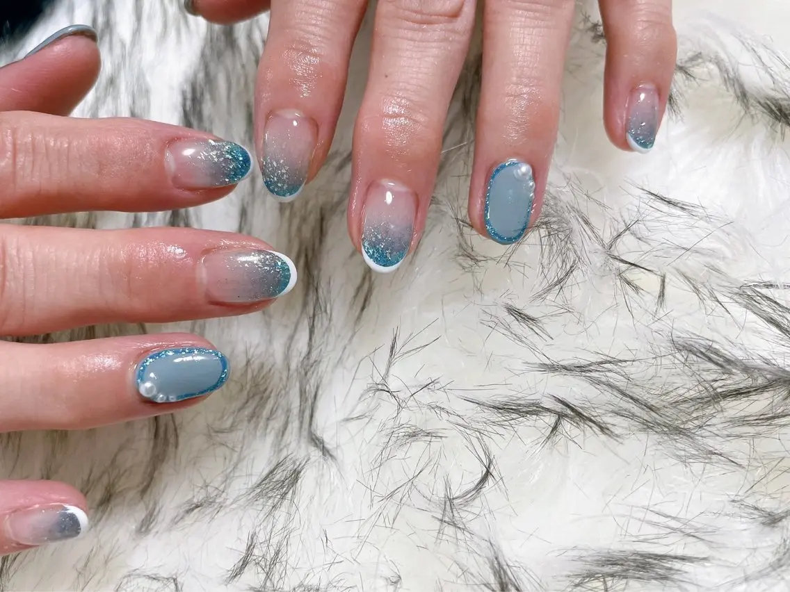 ネイル オーロラネイル フットネイル フレンチネイル ジェルネイル 韓国ネイル ハンドネイル mogunail &blowのネイルデザイン