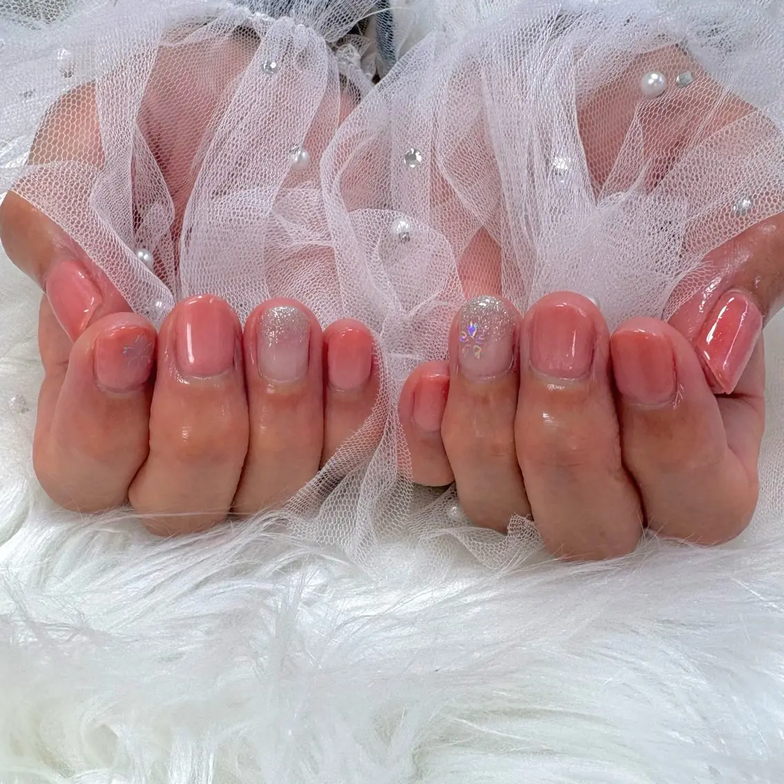 ネイル 桜ネイル グラデーション ラメ(グリッター) ラメグラデーション マグネットネイル ハンドネイル SHINE nail salonのネイルデザイン