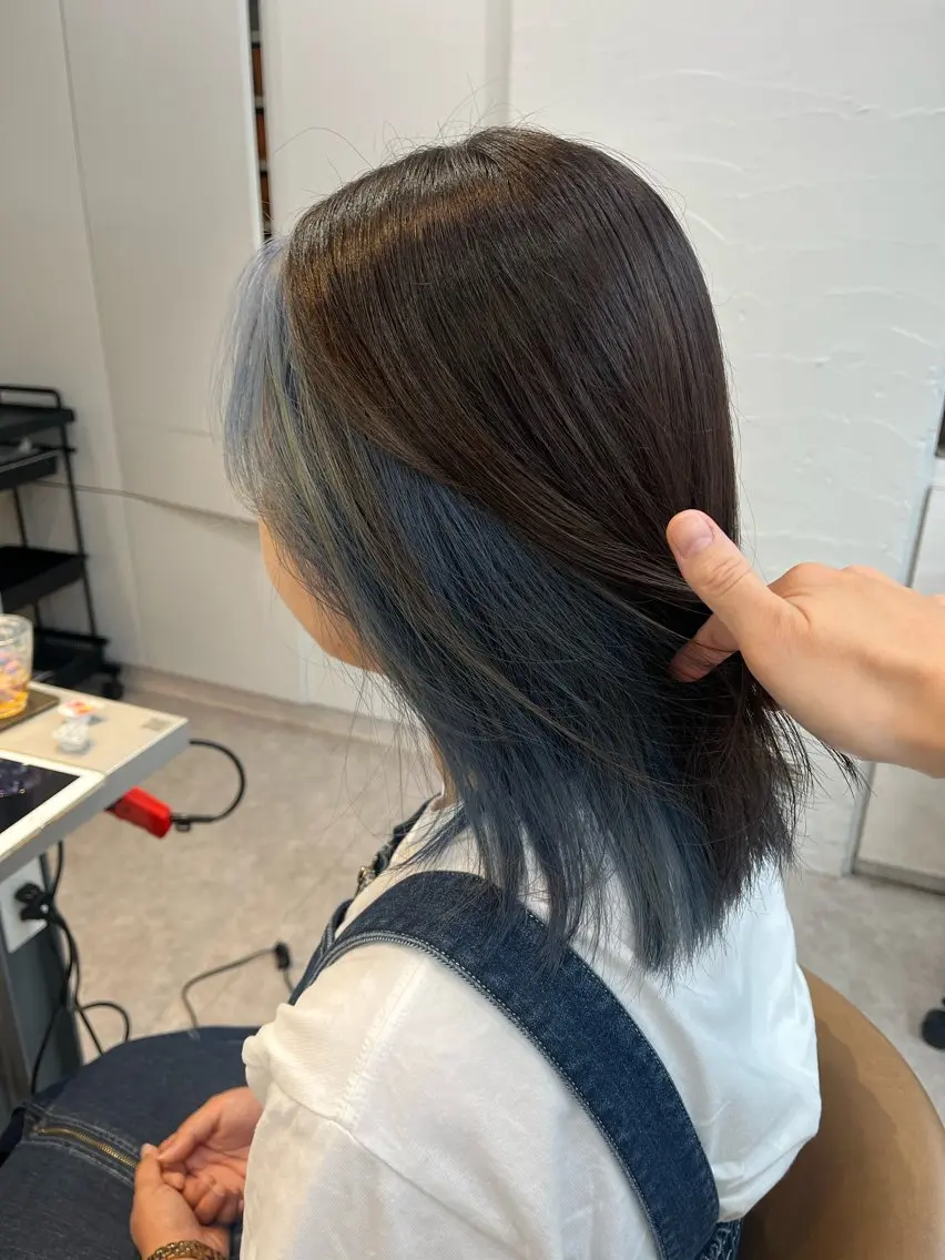 ミディアム カラー ヘアカラー うしだ かおるのヘアスタイル